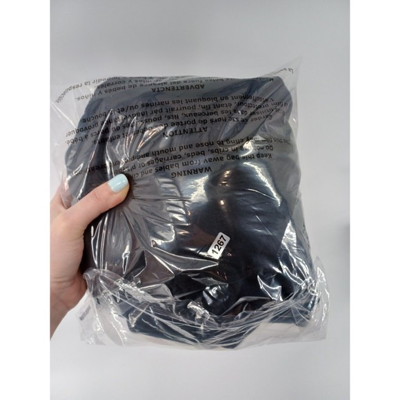 Black Canyon men's Sweater 2XL  Large Black  Hoodie Pocket Casual bear print - Picture 8 of 8